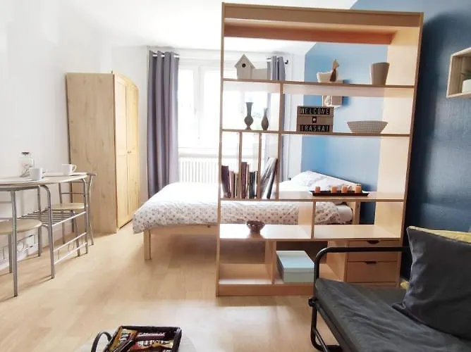 Superbe Studio A Deux Pas De La Gare De Chartres